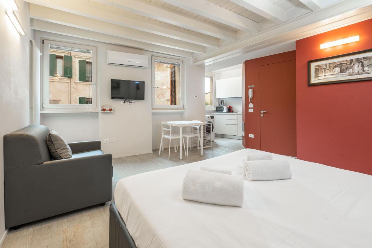 Vicolo Zini Apartments Verona Exterior foto